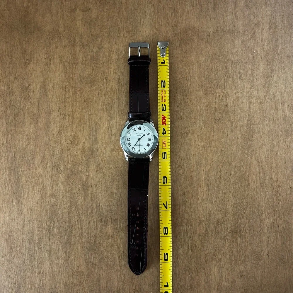 Vellacio New York Quartz Watch Roman Numeral White Dial Scalloped Bezel leather